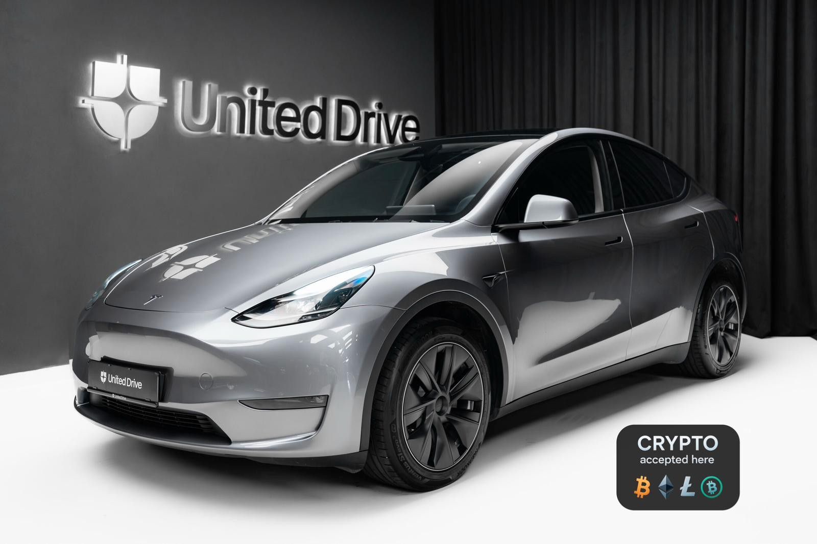 Tesla Model Y Long Range Dual AWD