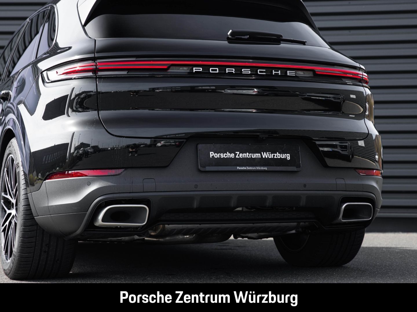 Porsche Cayenne E-Hybrid hu HD-Matrix HA-Lenkung BOSE