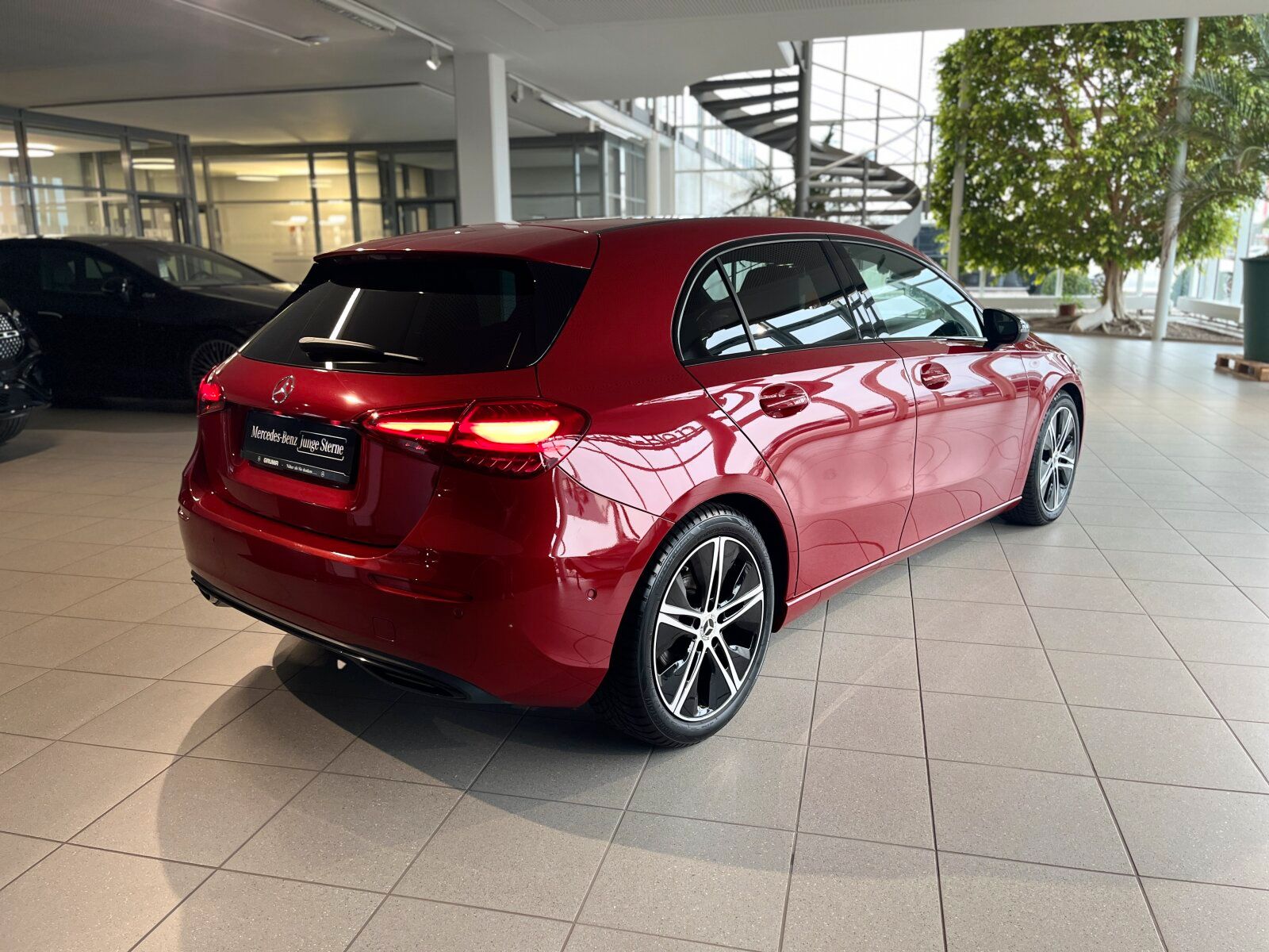 Mercedes-Benz A 200 d Progr.Advanced - Samsaru's Car Outlet