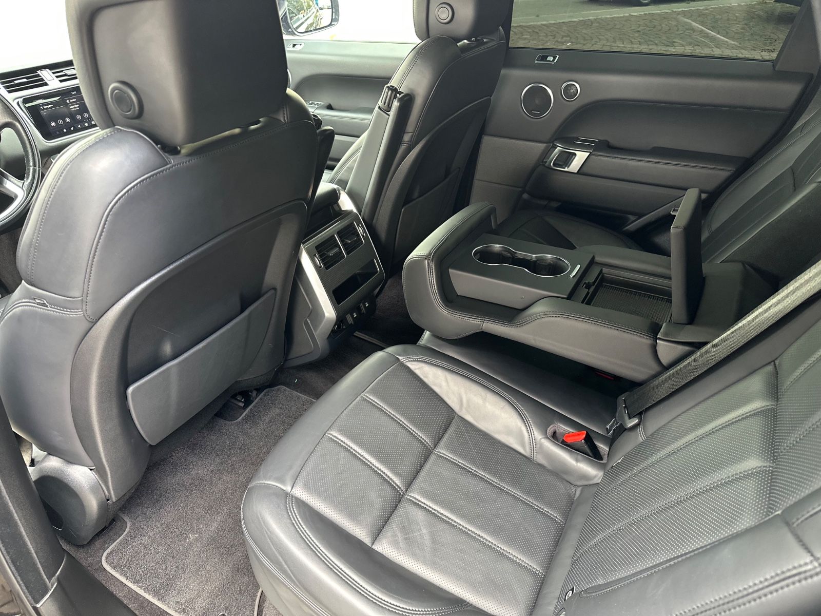 Range Rover Sport - Samsaru's Car Outlet