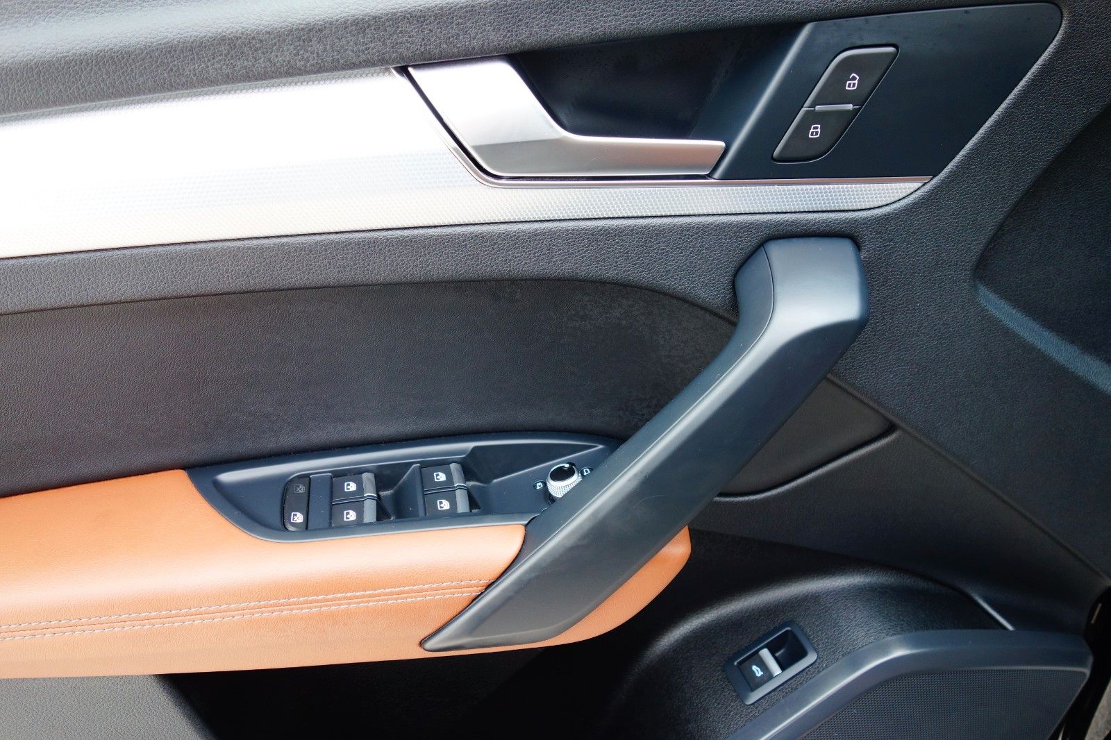 Audi Q5 40 TDI Quattro - Samsaru's Car Outlet