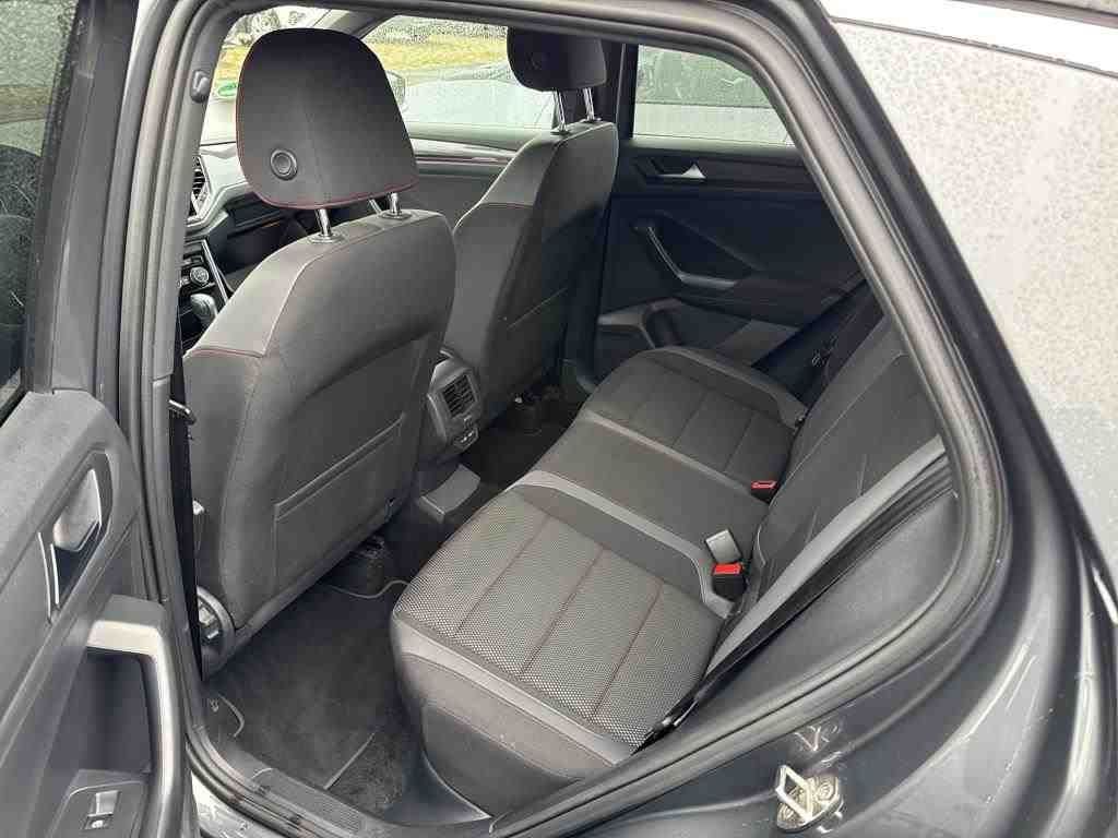 Volkswagen T-Roc 1.5 TSI DSG R-LINE - Samsaru's Car Outlet