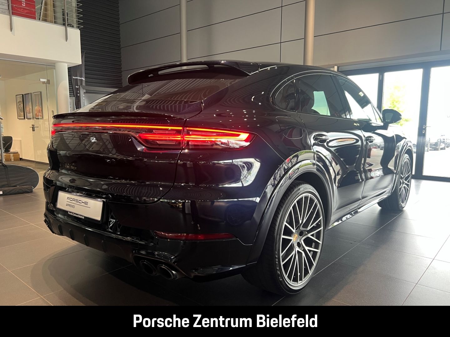 Porsche Cayenne GTS Coupe BOSE Panoramadach InnoDrive
