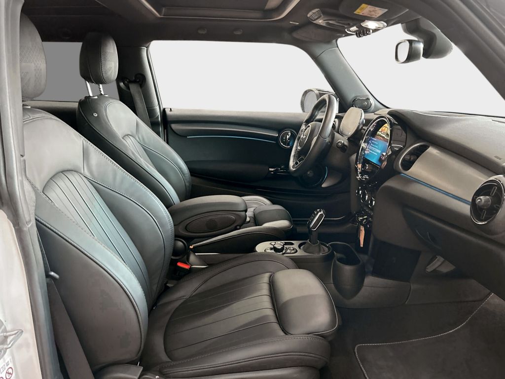 MINI Cooper SE MINI Yours - Samsaru's Car Outlet