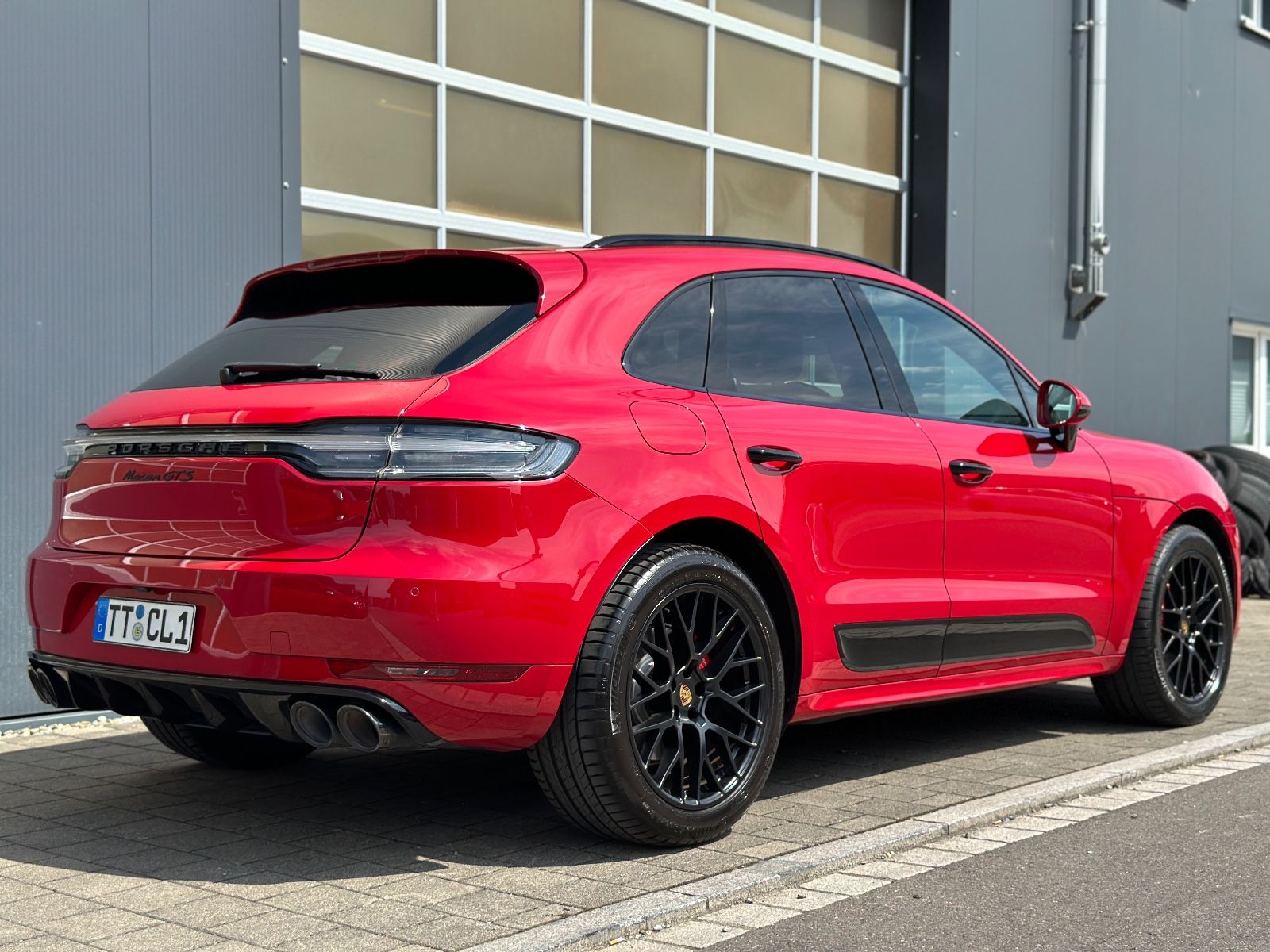 Porsche Macan GTS - Samsaru's Car Outlet