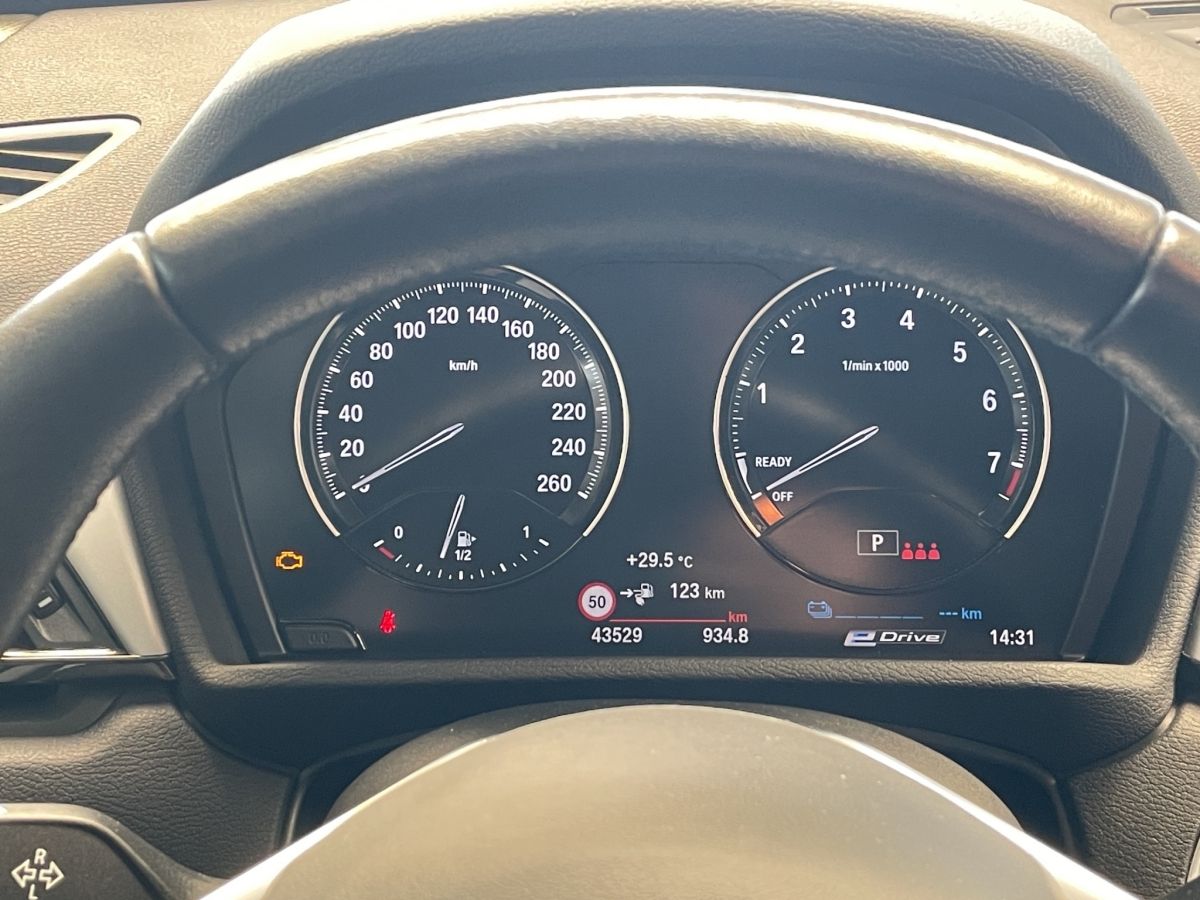BMW X1 xDrive25e - Samsaru's Car Outlet