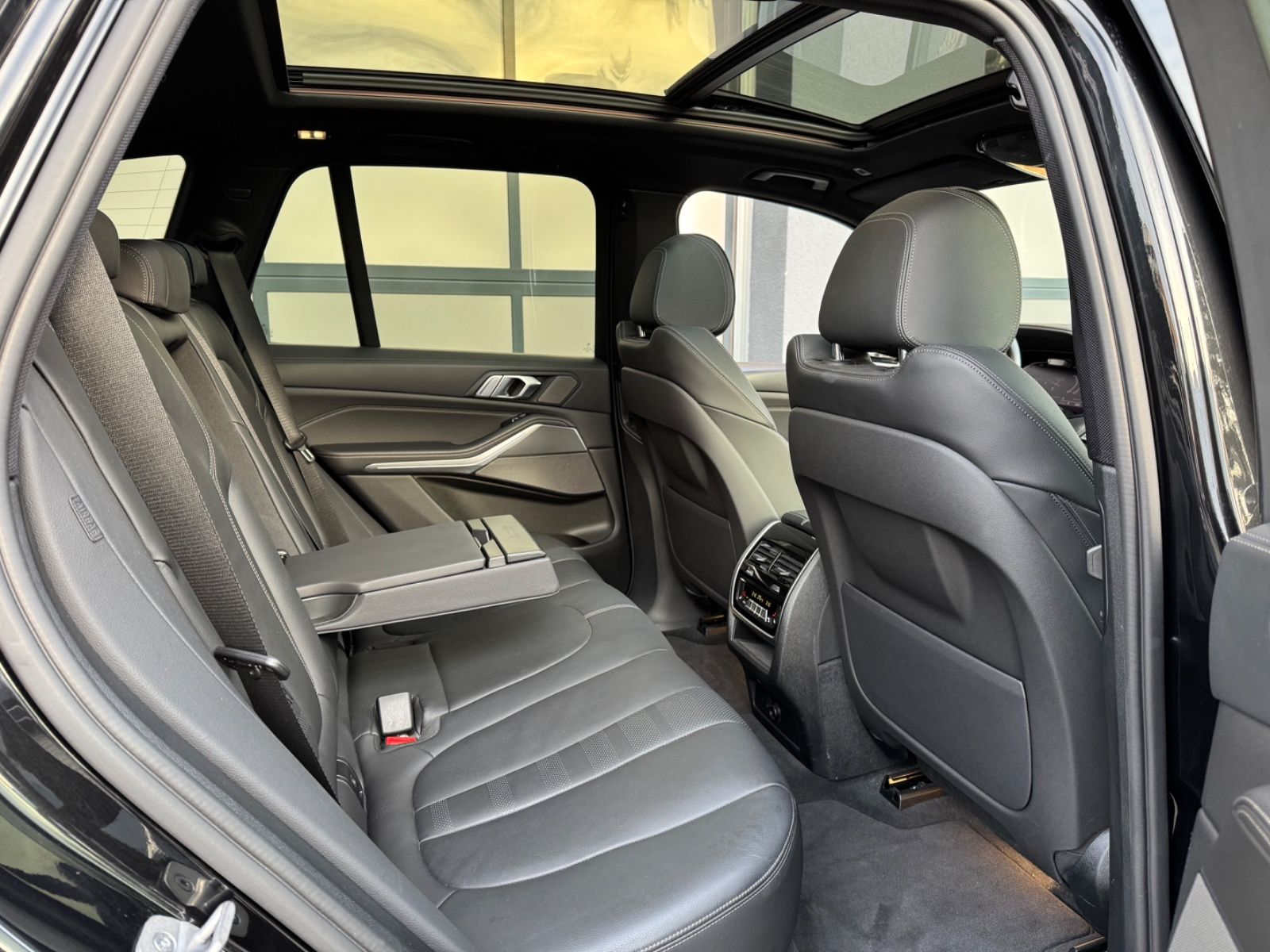 BMW X5 xDrive 40 d Pano/AHK/Standheiz/22"/HeadUp