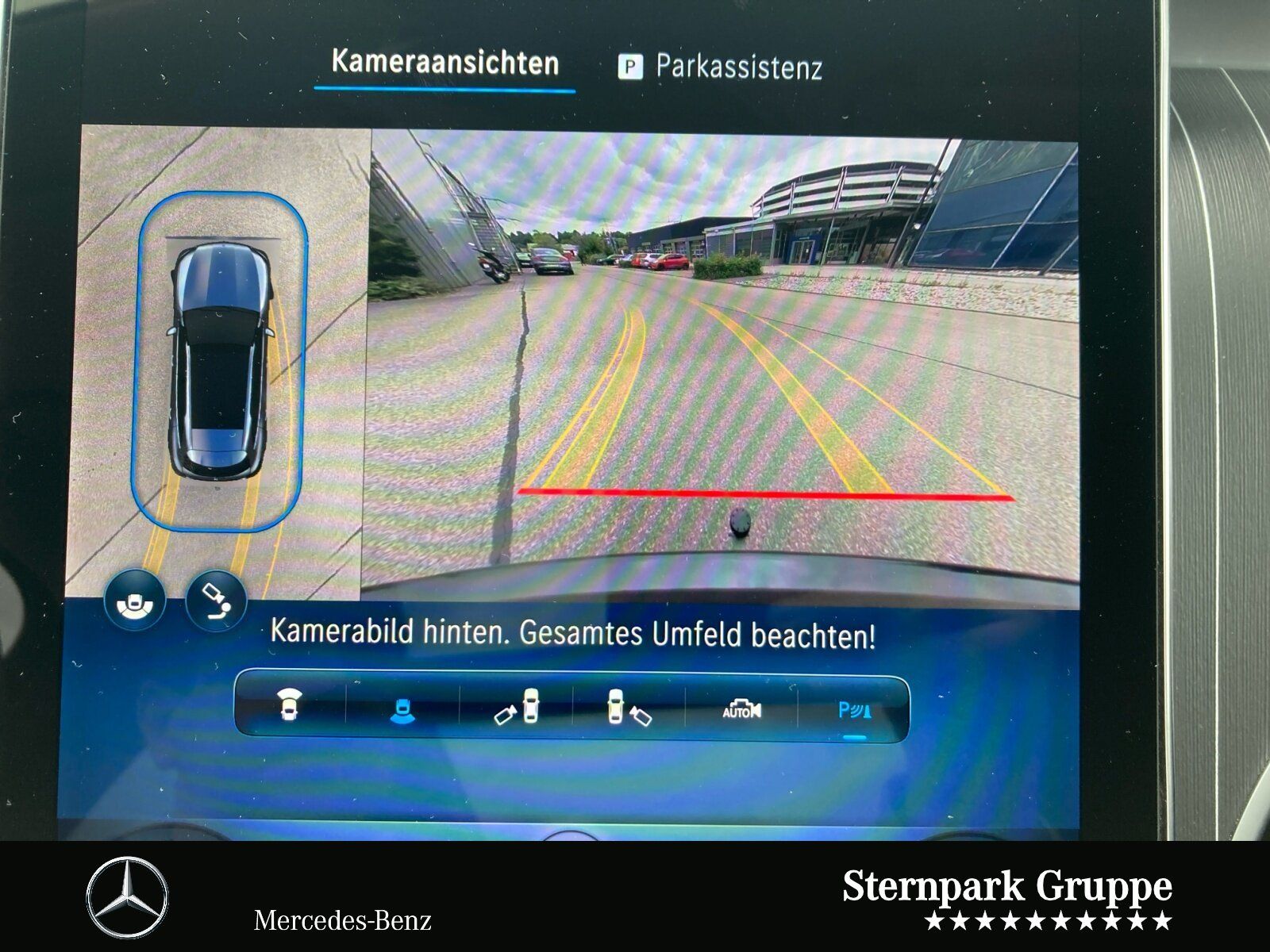 Mercedes-Benz GLC 300 e 4M AMG Premium Plus +AHK+Pano+DIST+20"