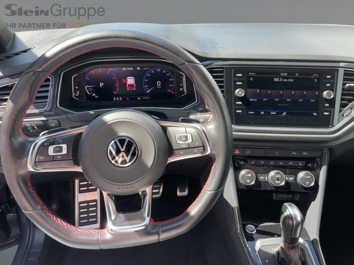 Volkswagen T-Roc 1.5 TSI Sport - Samsaru's Car Outlet