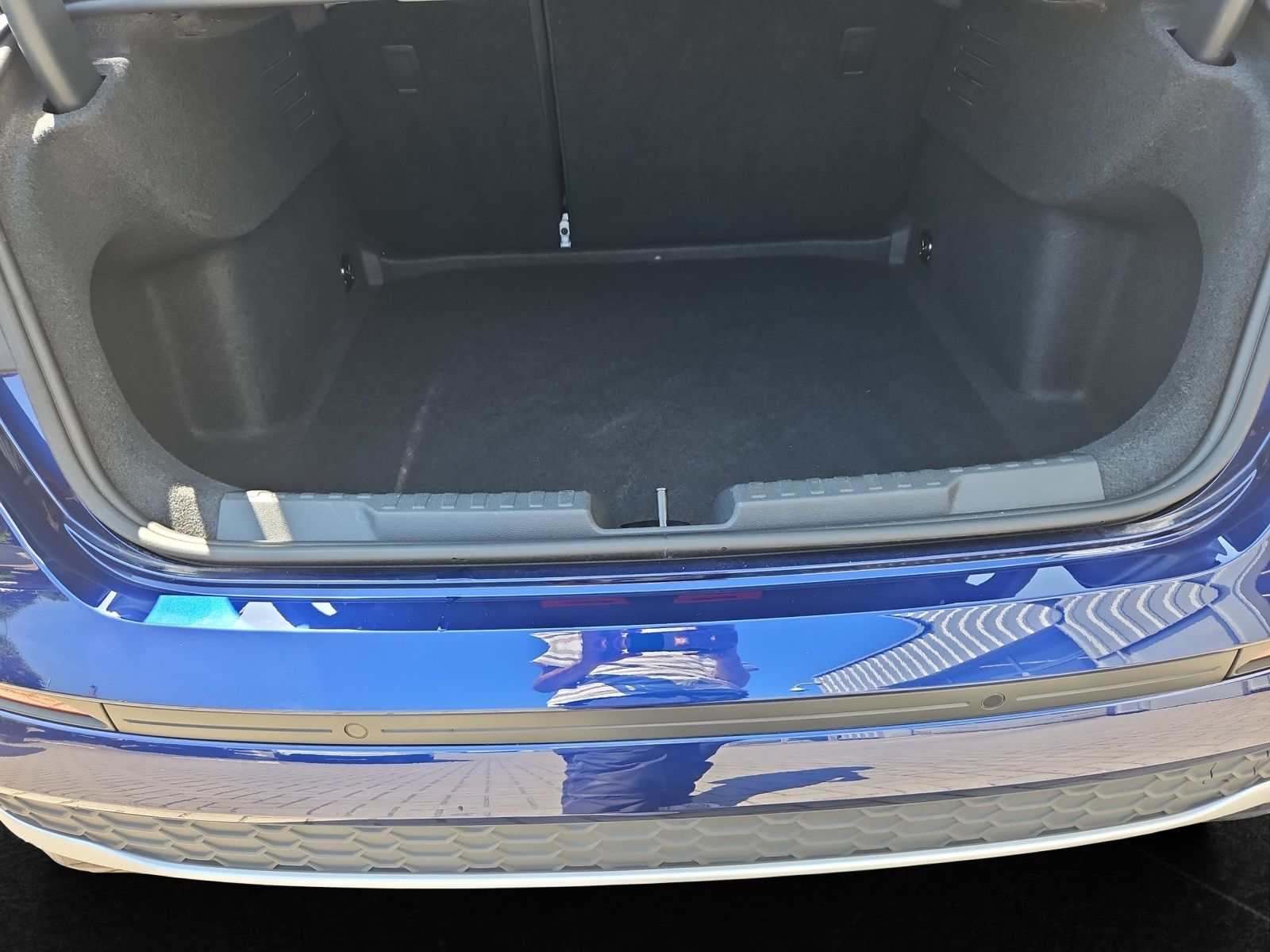 Audi A3 Limousine 35 TFSI S tronic advanced - Samsaru's Car Outlet