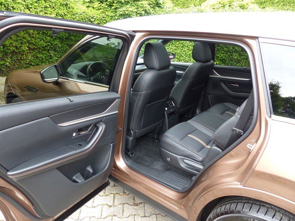 Mazda CX-80 2.5L e-SKYACTIV PHEV Homura Plus mit Anhän