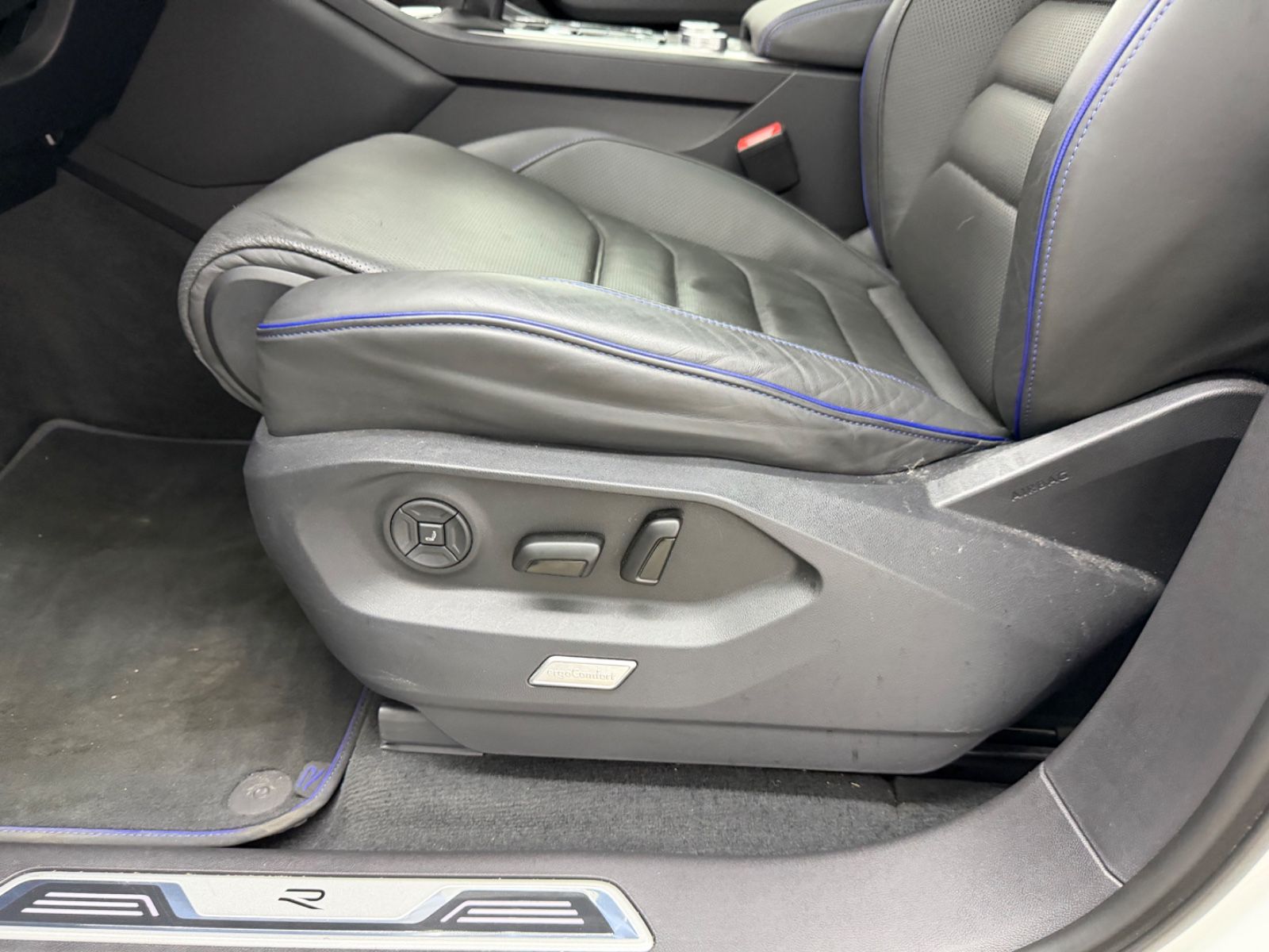 Volkswagen Touareg R 4Motion eHybrid+MATRIX+PANO+HEAD-UP+