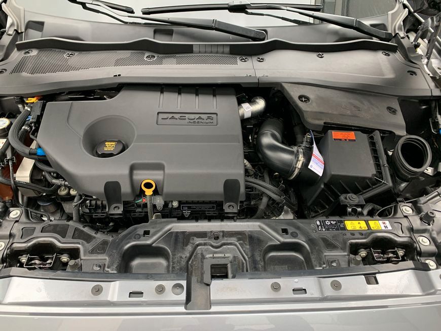Jaguar E-Pace D200 AWD R-Dynamic SE
