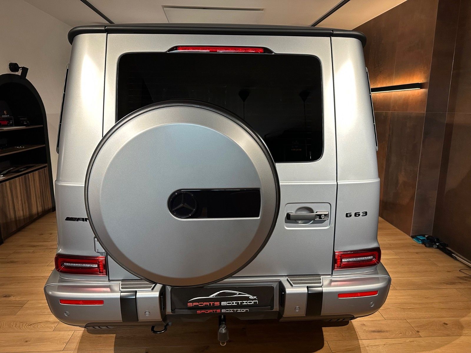 Mercedes-Benz G63 AMG - Samsaru's Car Outlet