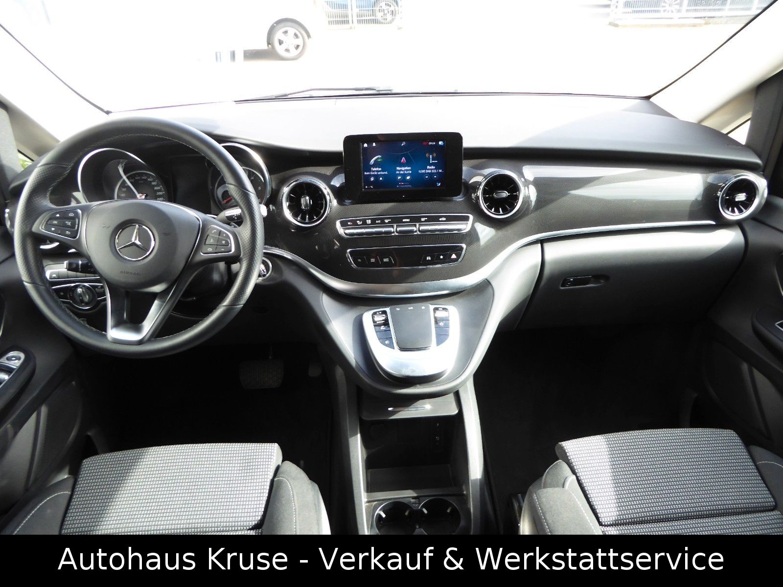 Mercedes-Benz V 220 d EDITION LANG - Samsaru's Car Outlet