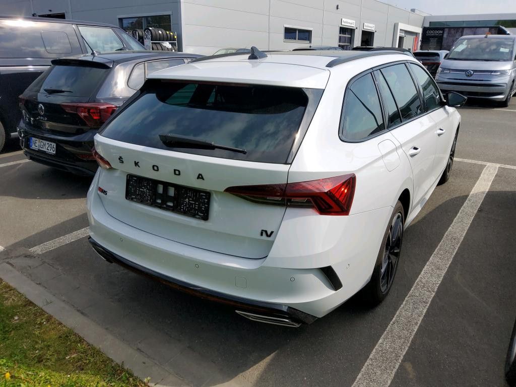 Skoda Octavia Combi RS 1.4 TSI iV LED NAVI AHK PANO