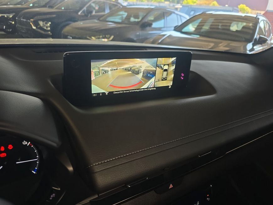 Mazda MX-30 e-SKYACTIV EV MAKOTO