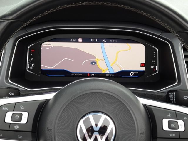Volkswagen T-Roc 1.5TSI R-Line - Samsaru's Car Outlet