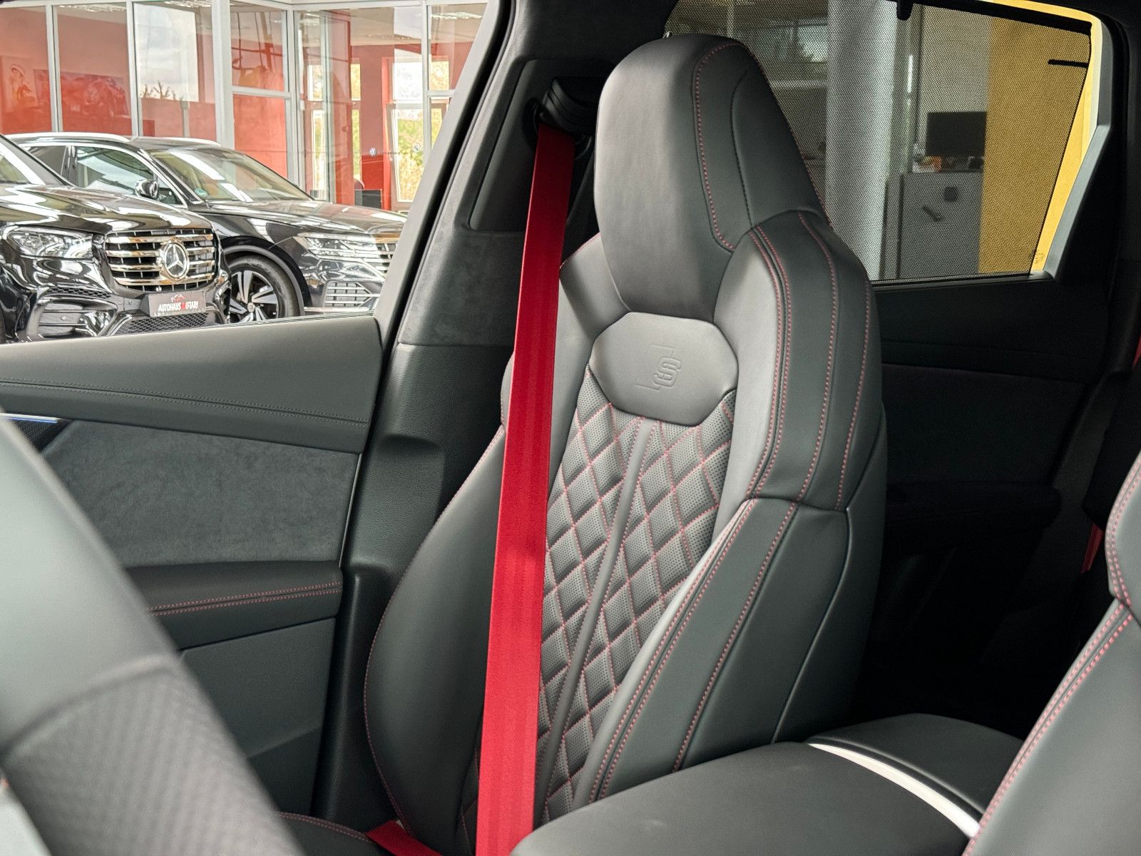 Audi Q7 50 TDI 2x S line Wankstabilisierung OLED Matr