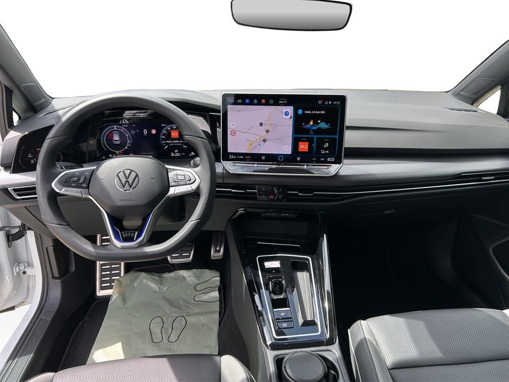 Volkswagen Golf VIII 1.5 eHybrid DSG GTE AHK*PANO*HUD*IQ-LI