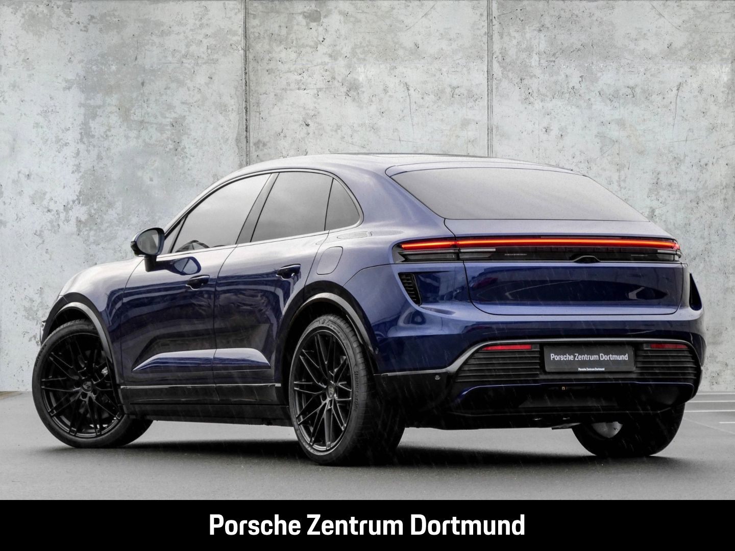 Porsche Macan Turbo BOSE Luftfederung Panorama InnoDrive