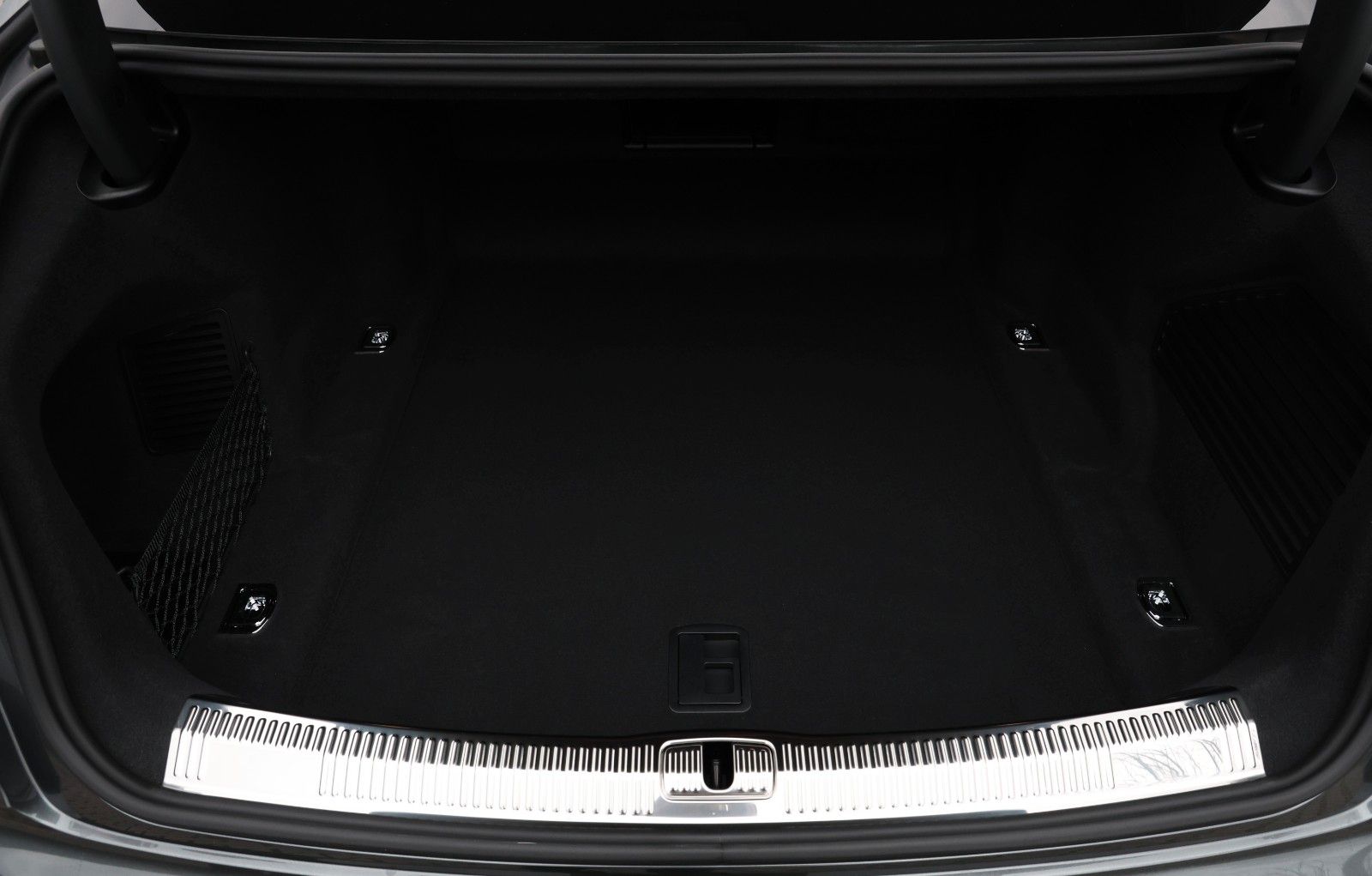 Audi A8 50 TDI quat. S line - Samsaru's Car Outlet