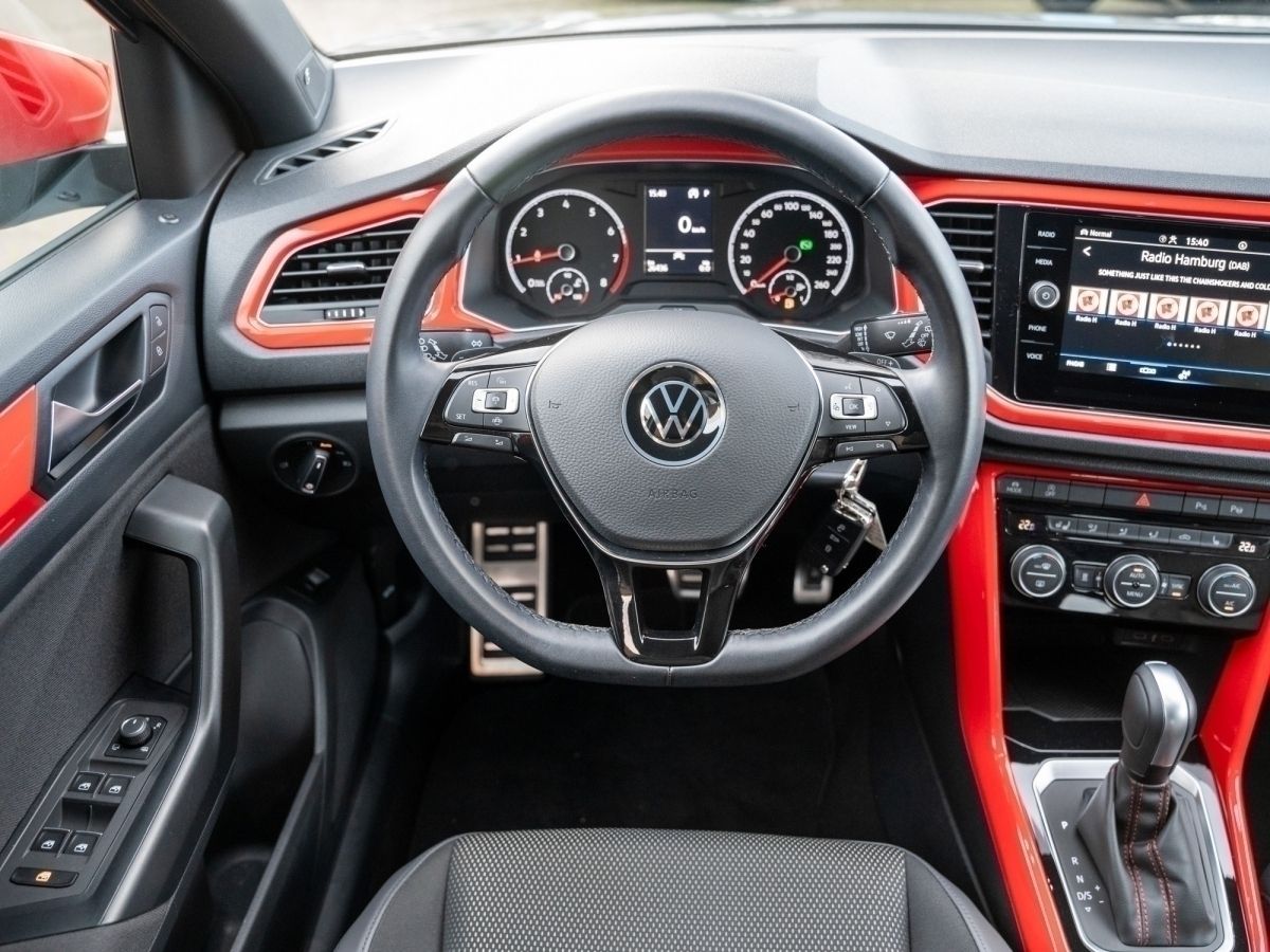 Volkswagen T-ROC Sport 1.5 TSI - Samsaru's Car Outlet