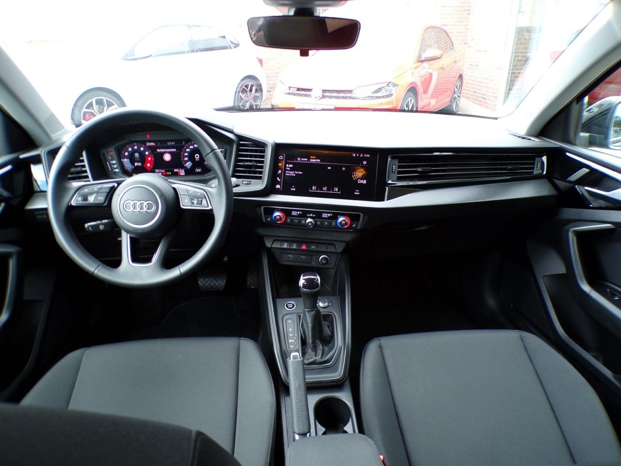 Audi A1 SPORTBACK 25 TFSI S-TRONIC - Samsaru's Car Outlet