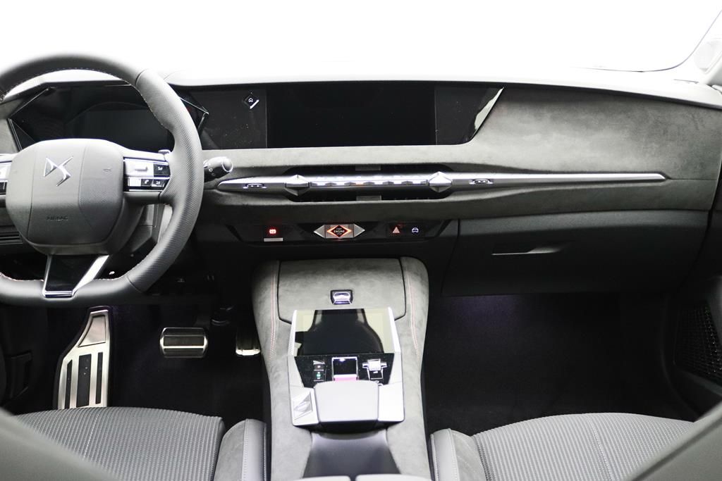 DS Automobiles DS4 Performance Line +