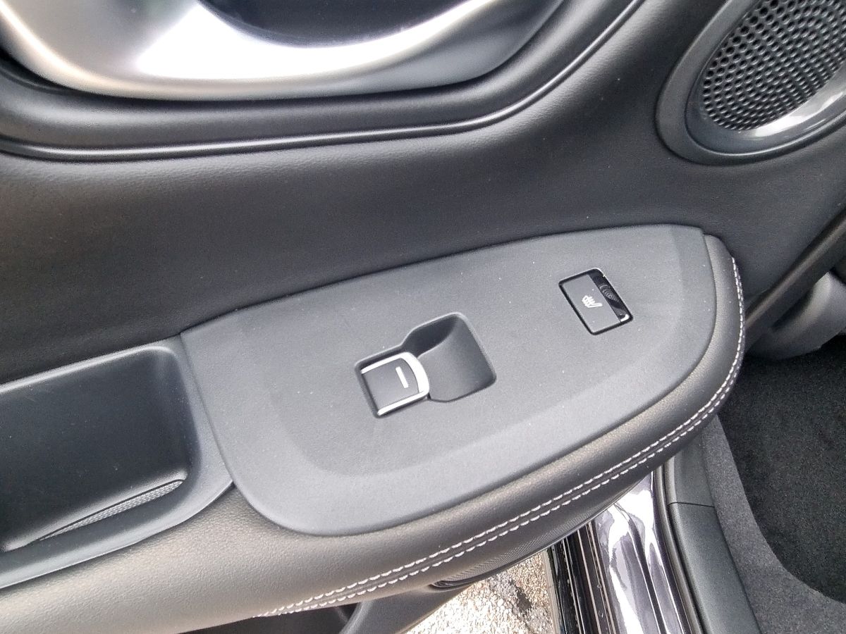 Honda ZR-V 2.0 e:HEV Advance Leder* Bose* Panoramadach