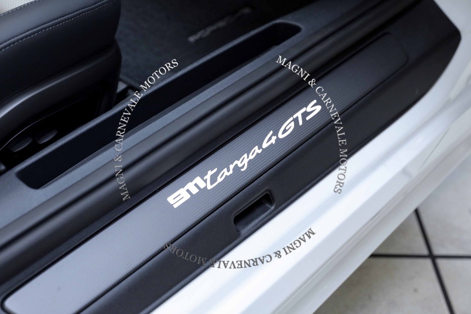 Porsche 992 Targa 4 GTS - Samsaru's Car Outlet