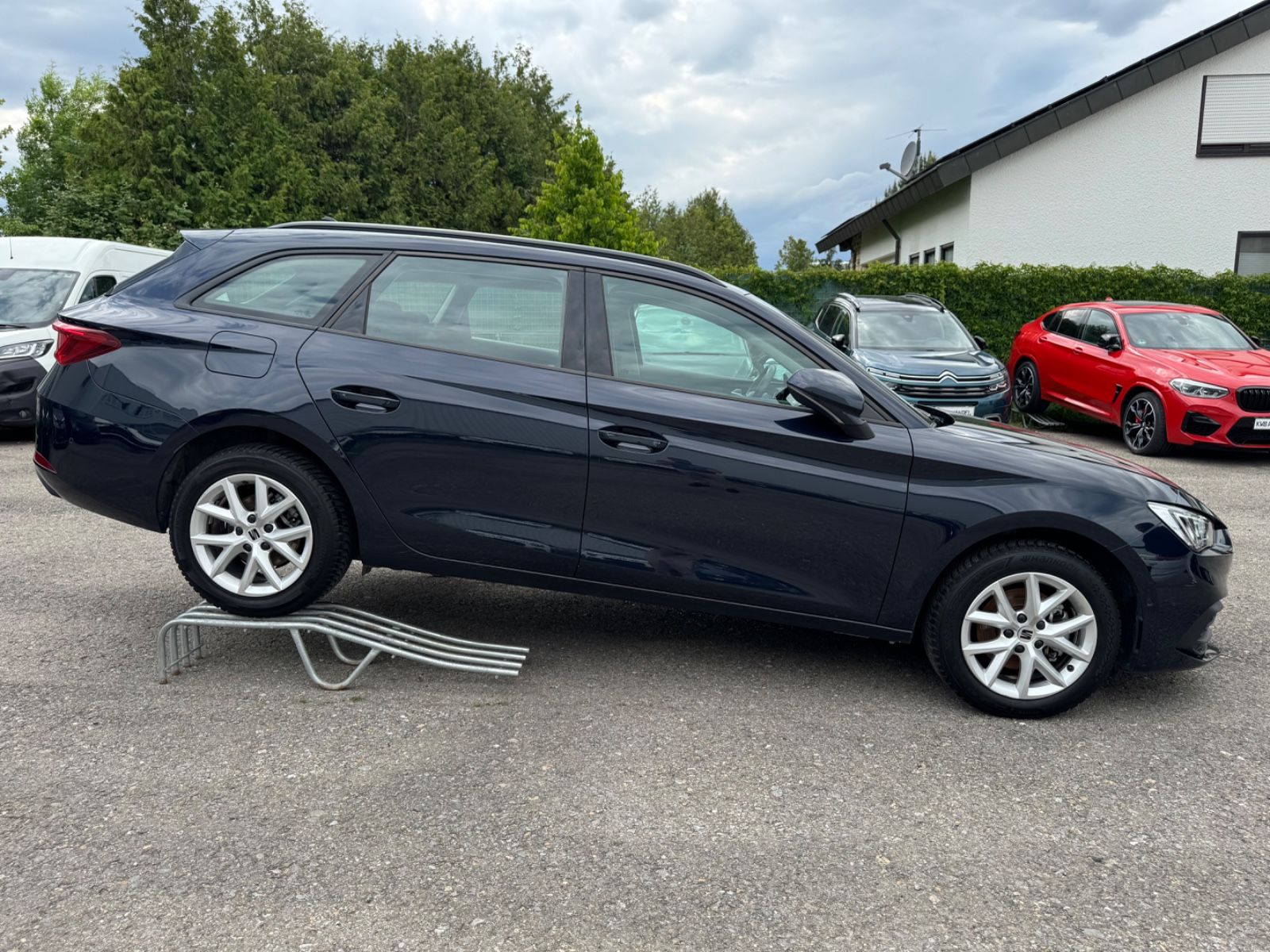 Seat Leon ST 1.0 eTSI 110PS Style Business DSG7 - Samsaru's Car Outlet