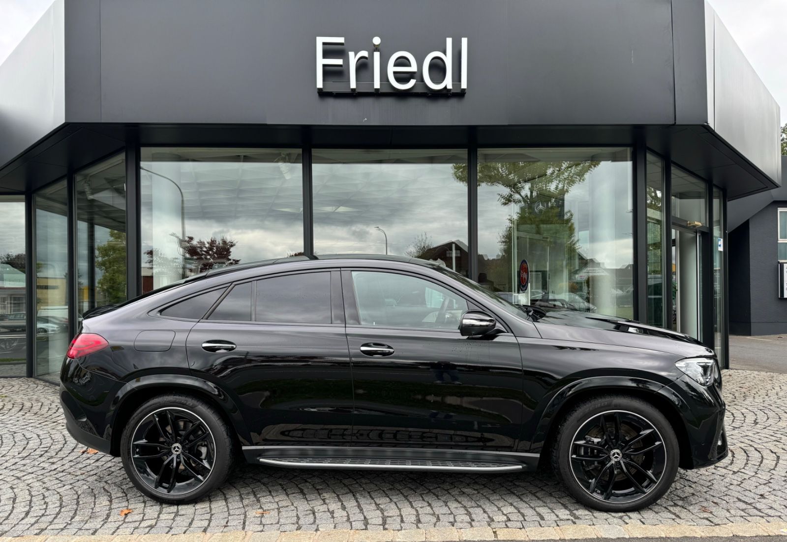 Mercedes-Benz GLE 450d 4M Coupe  AMG, AHK, Head-Up, Pano, 22"