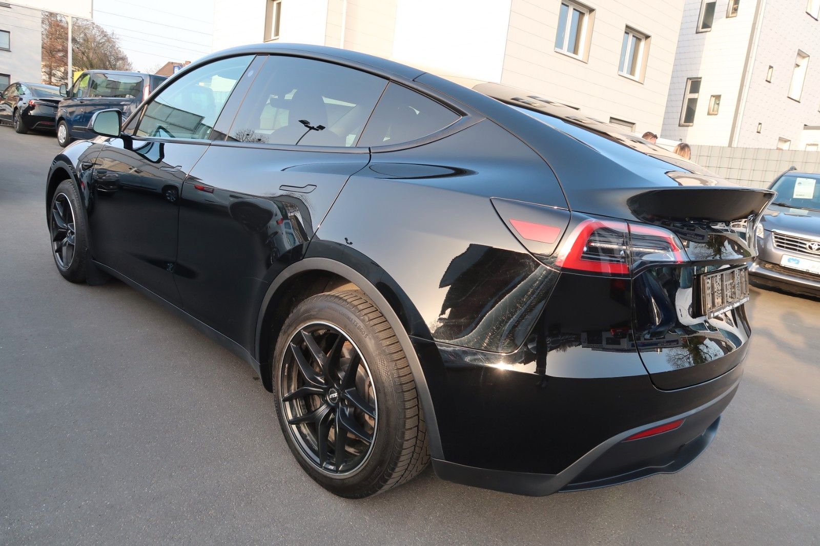 Tesla Model Y Long Range Dual AWD # AHK # black #MWST.