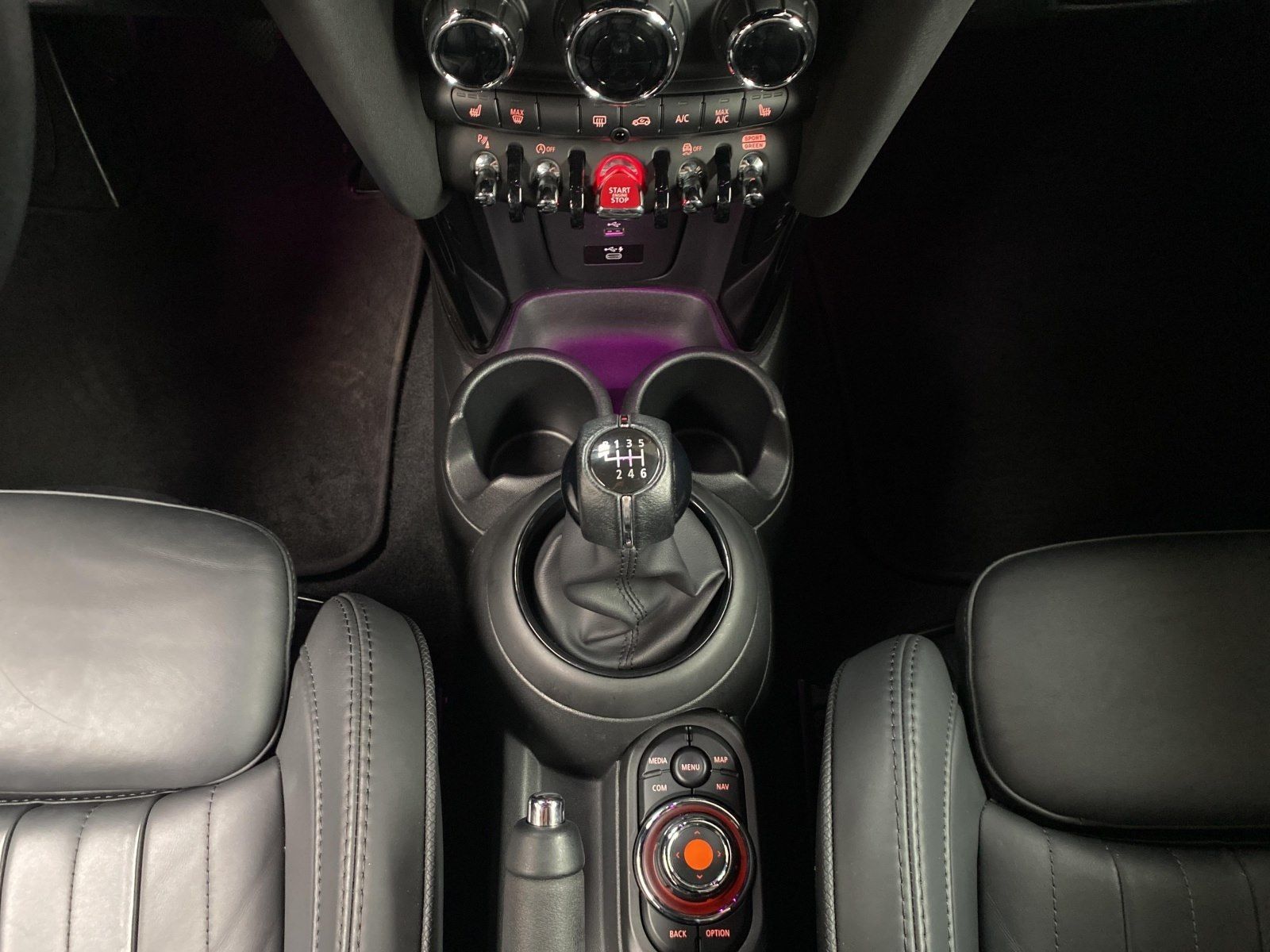 MINI Cooper - Samsaru's Car Outlet