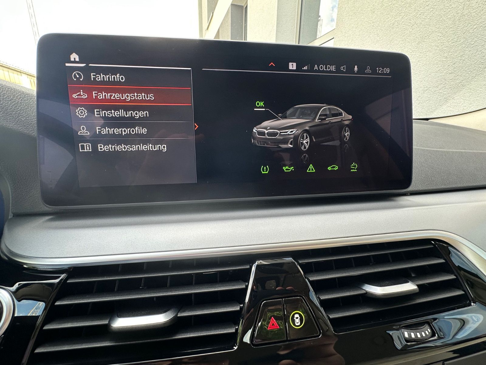 BMW 520d xDr *ACC*DRIVING*4-ZONEN KL.*KAM*HiFi*LEDER