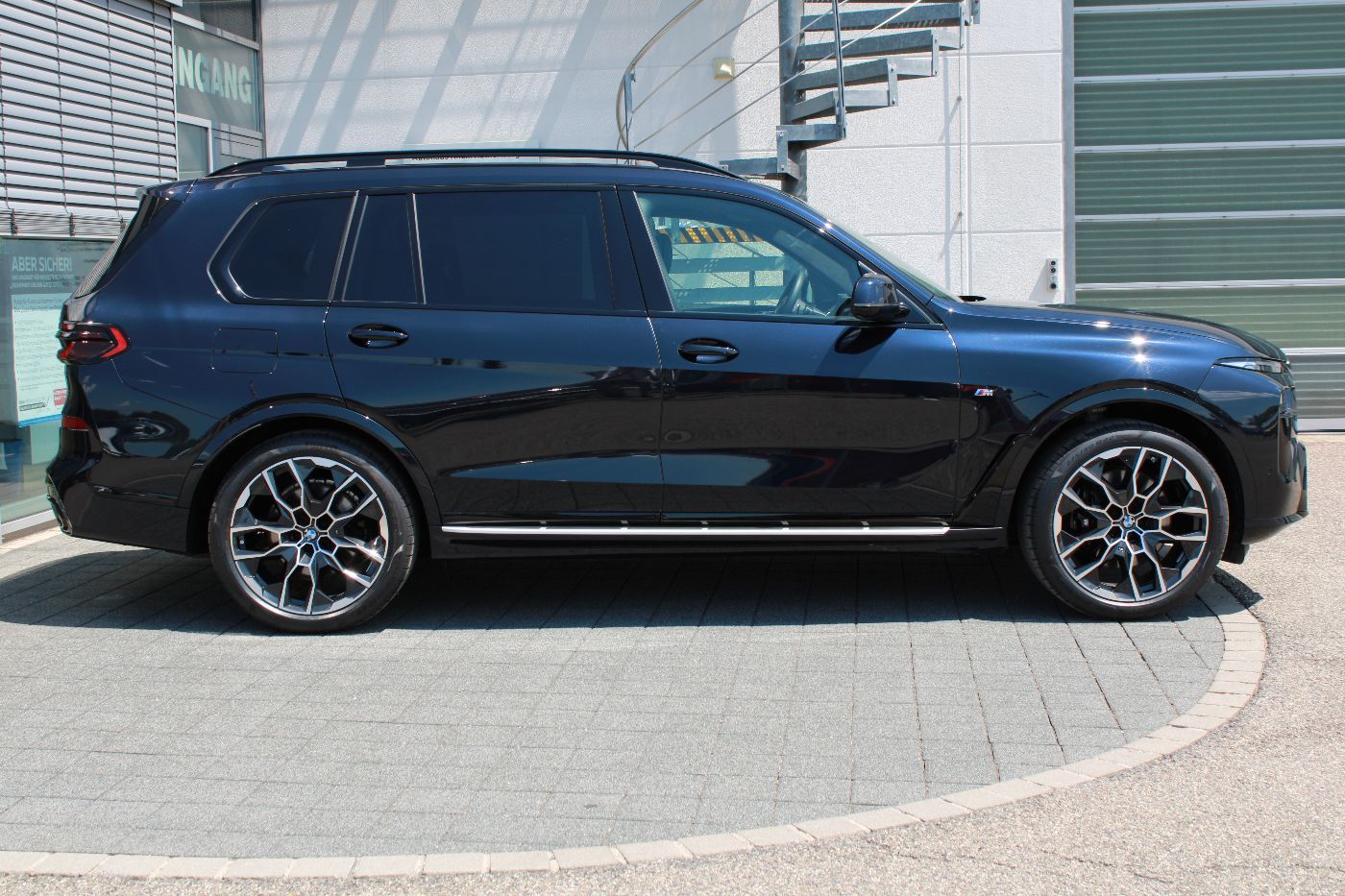 BMW X7 xDrive40i M Sport pro ExecutivePro PanoSky