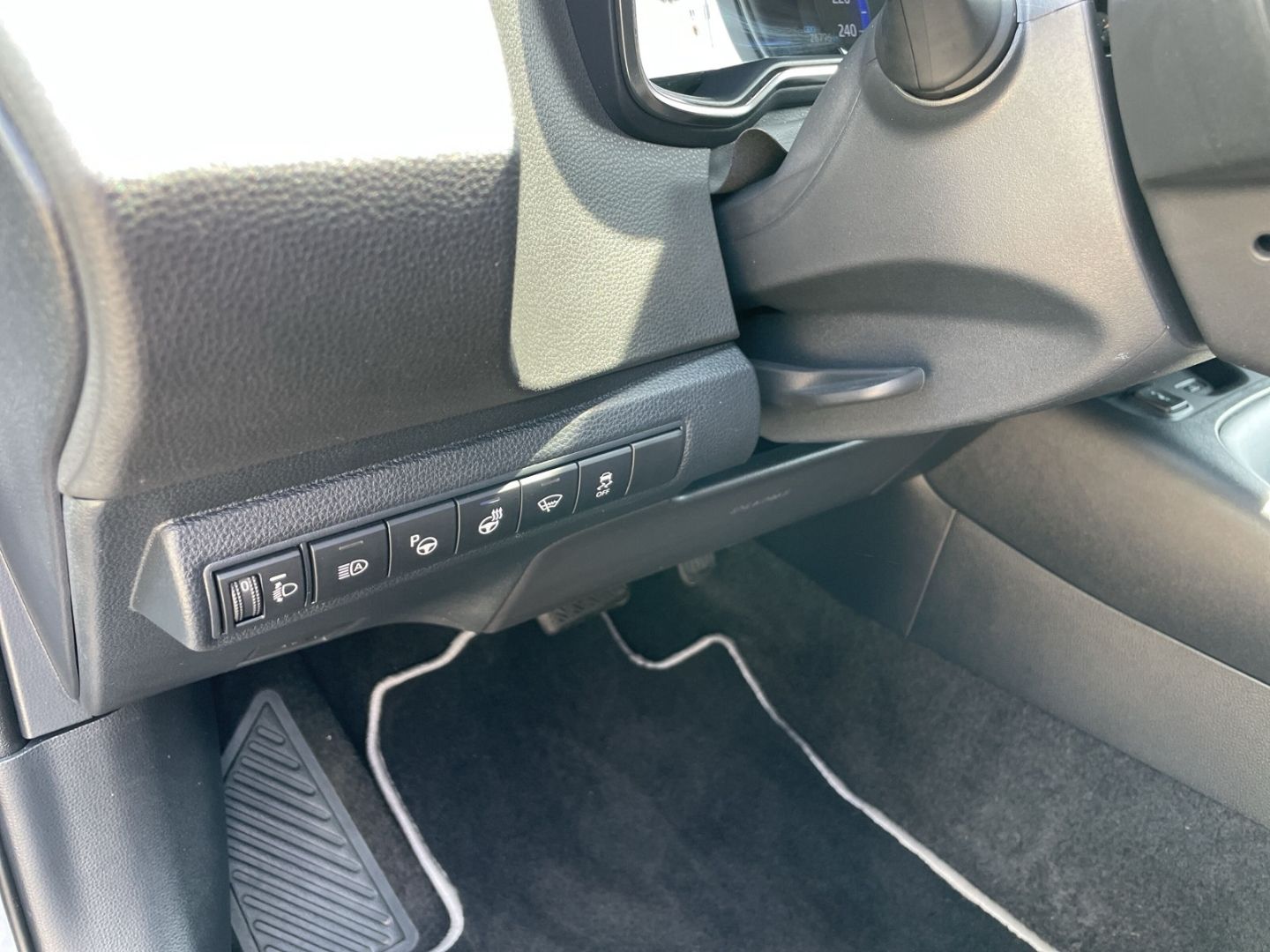 Toyota Corolla Touring Sports Hybrid Team D - Samsaru's Car Outlet