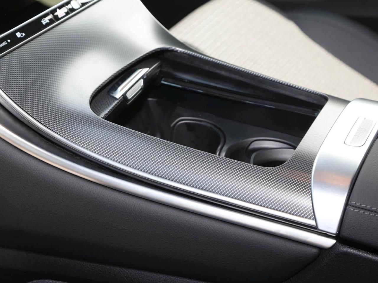 Mercedes-Benz GLC 200 d 4MATIC Avantgarde - Samsaru's Car Outlet