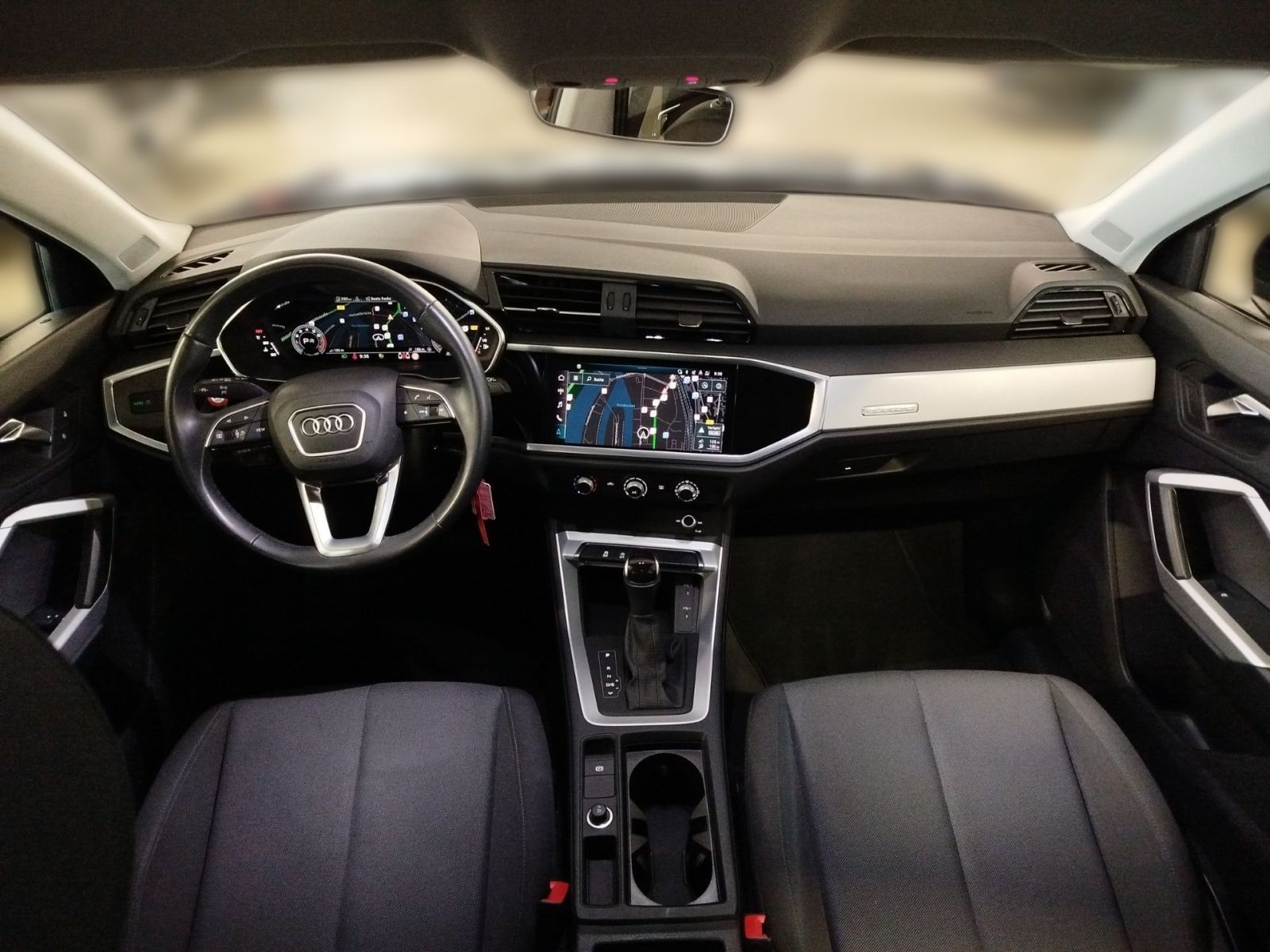 Audi Q3 40 TFSI quattro S tronic - Samsaru's Car Outlet