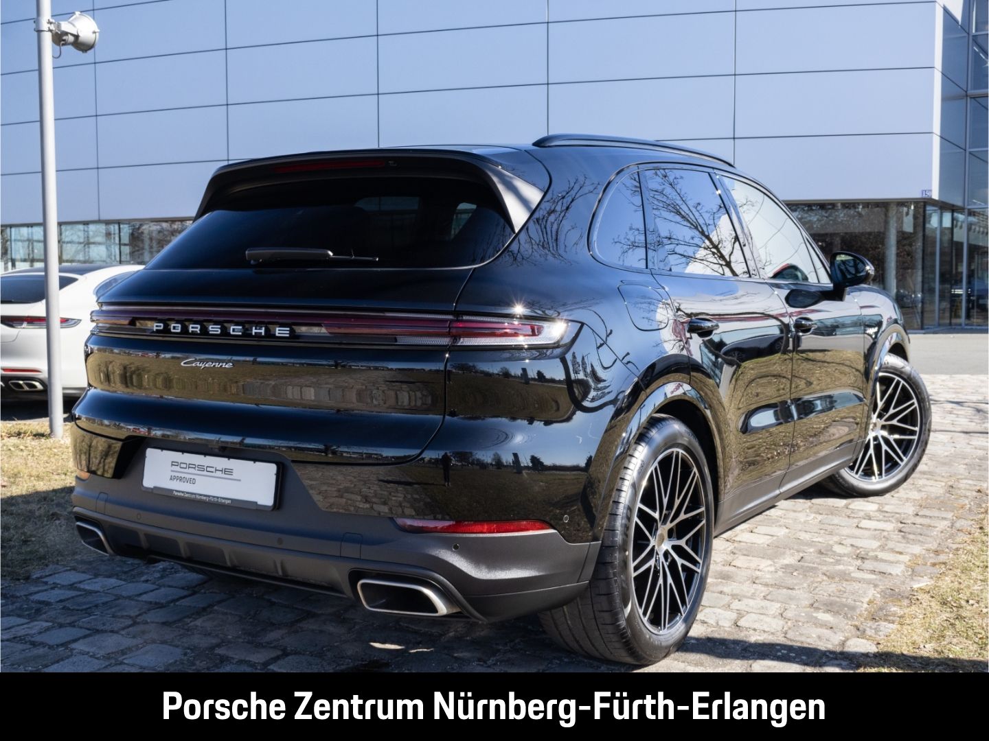 Porsche Cayenne E-Hybrid Luftfeder BOSE InnoDrive 14-Weg