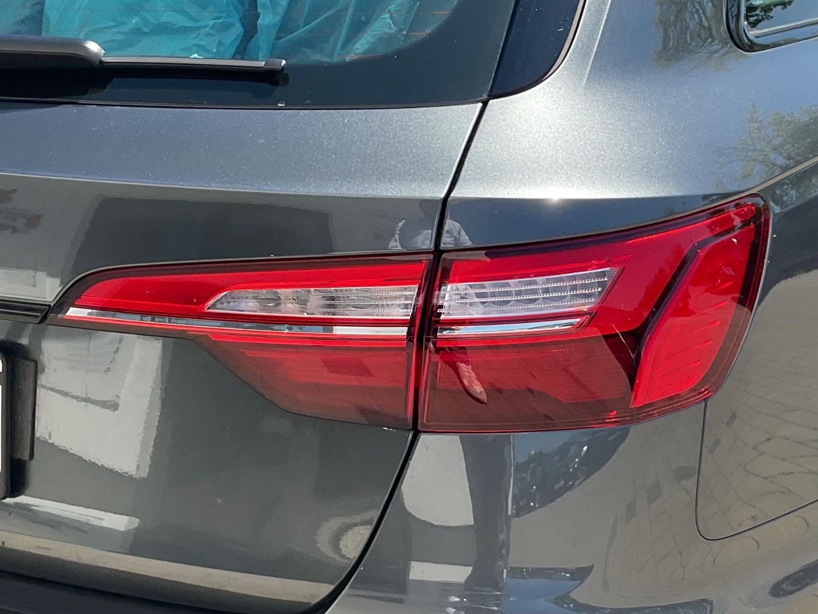 Audi A4 Av.40 TFSI S line S-tronic - Samsaru's Car Outlet