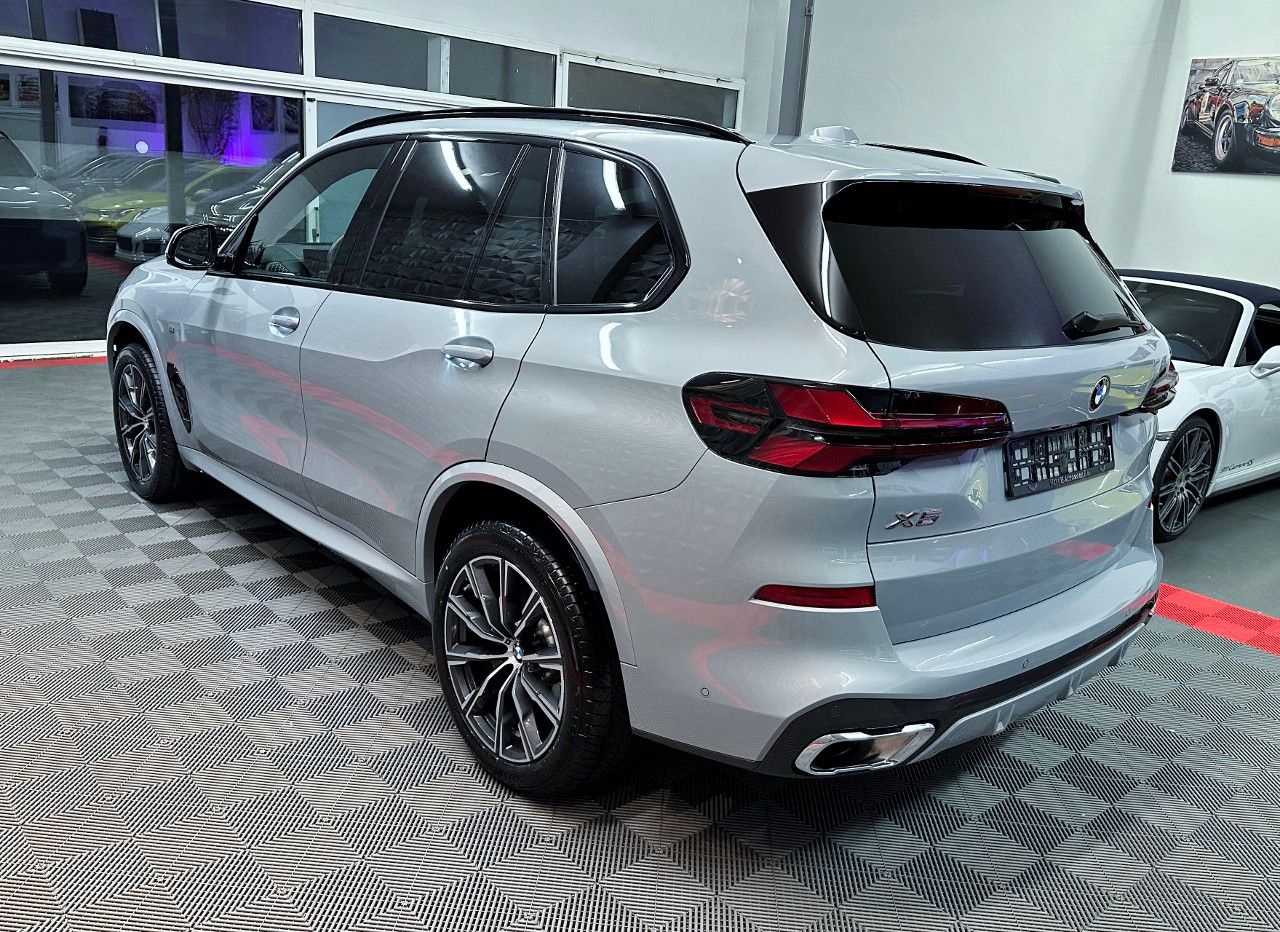 BMW X5 30d xDrive M Sport,Luftfa.,7Si.,Panorama,AHK