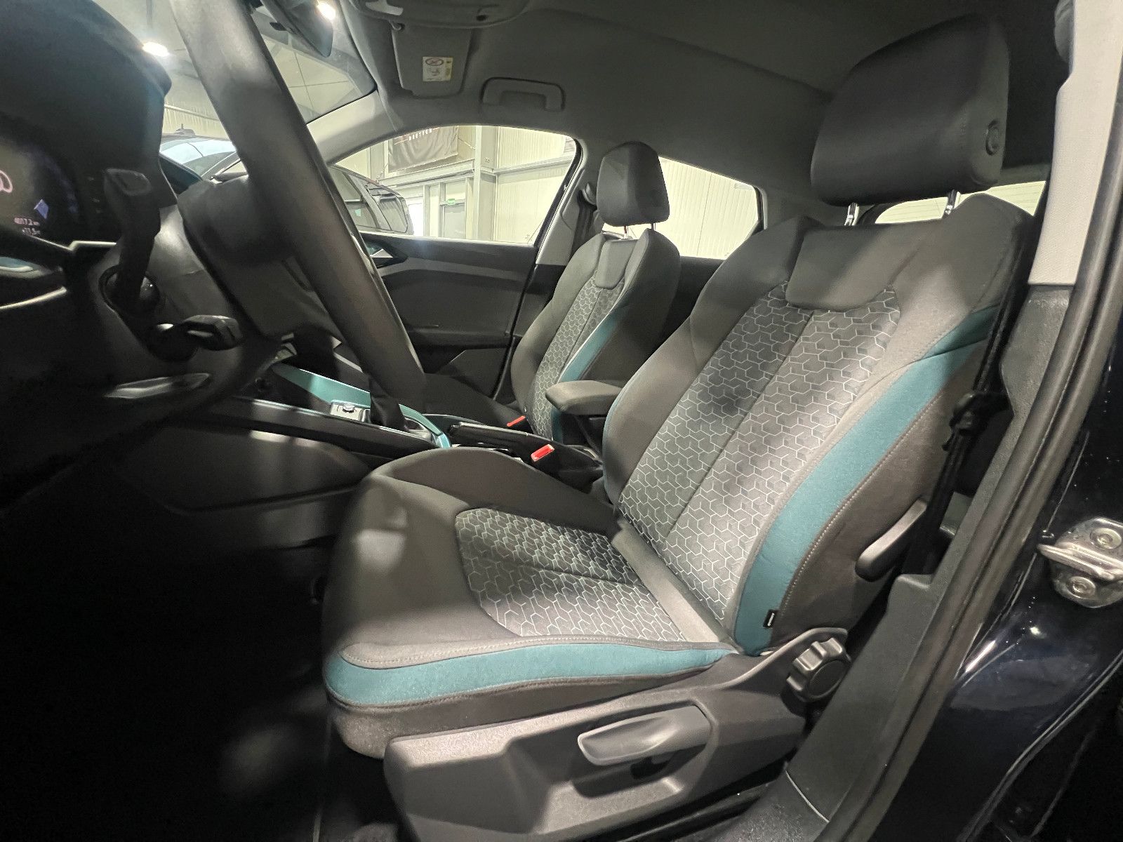 Audi A1 25 TFSi Sportback - Samsaru's Car Outlet