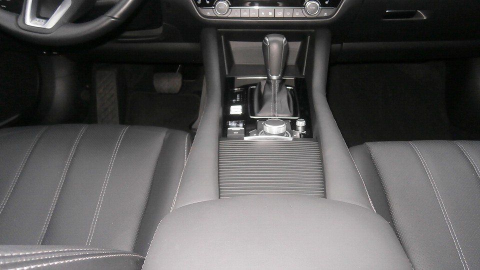 Mazda 6 2.5L SKYACTIV G 194PS 6AT FWD TAKUMI SUNROOF