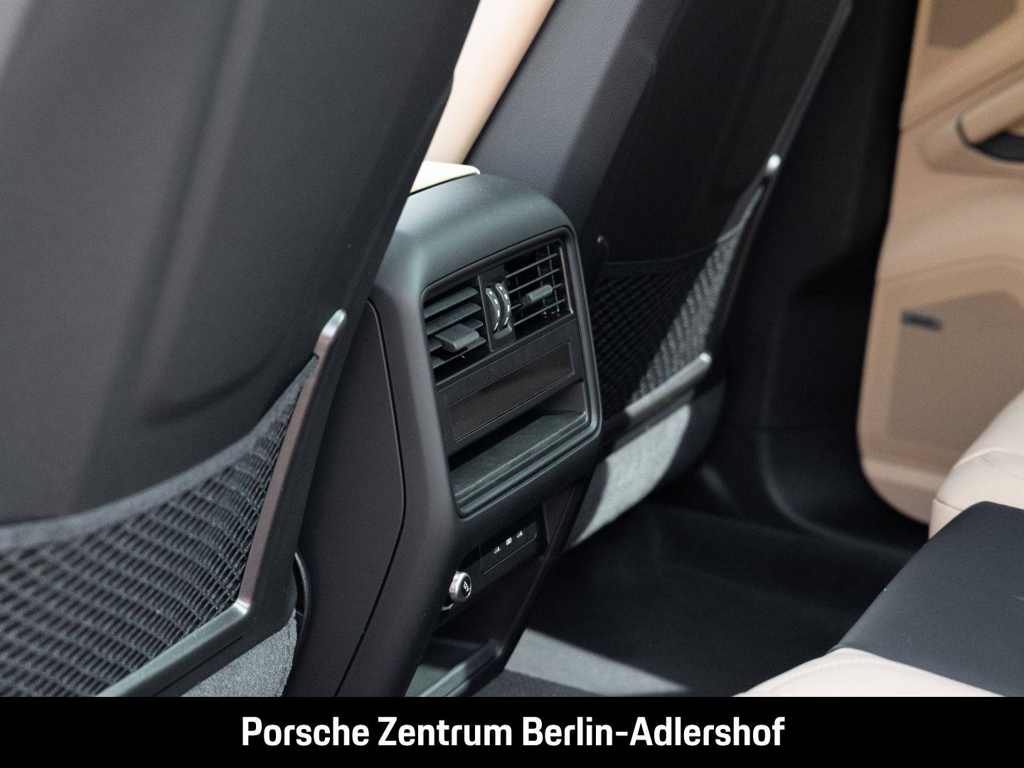 Porsche Cayenne E-Hybrid BOSE Sportabgasanlage Panorama
