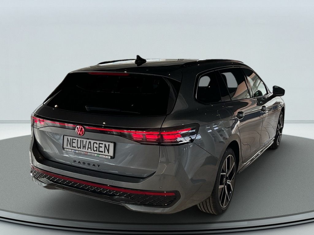 Volkswagen Passat 1.5 eHybrid DSG R-Line PANO MATRIX-LED