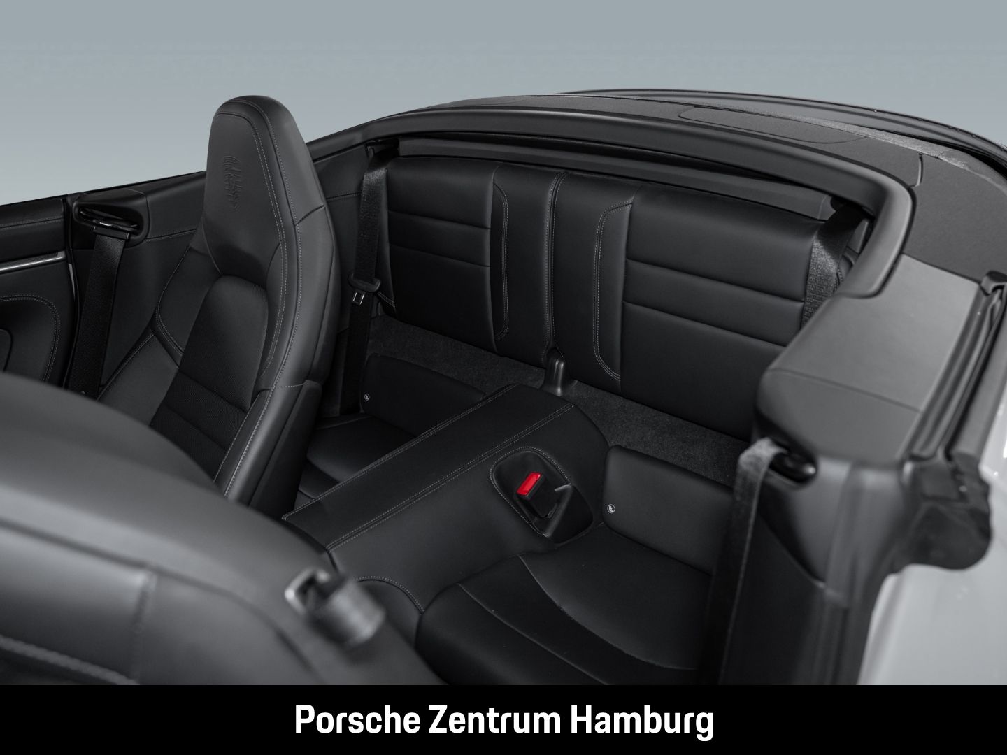 Porsche 992 (911) Carrera 4S Cabriolet Sportabgas BOSE