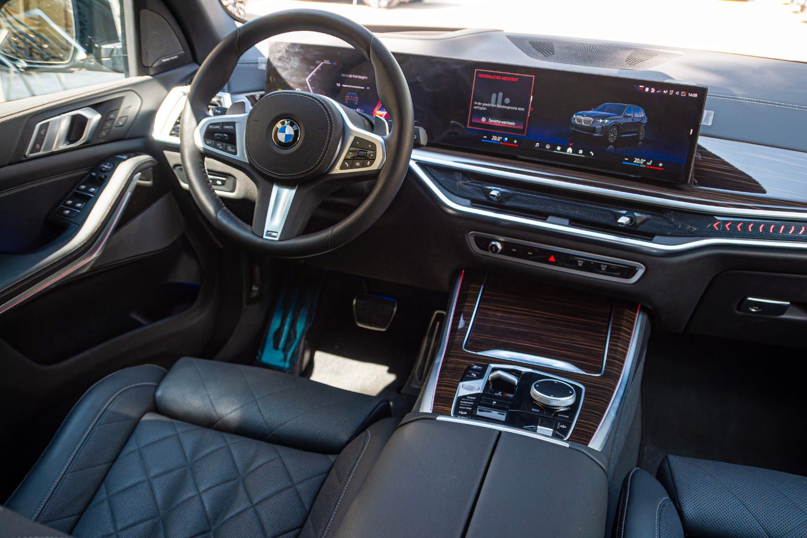 BMW X5 30d M SPORT.DR.ASS.LUFT.SOFTC.PANO.AHK.2STÜCK
