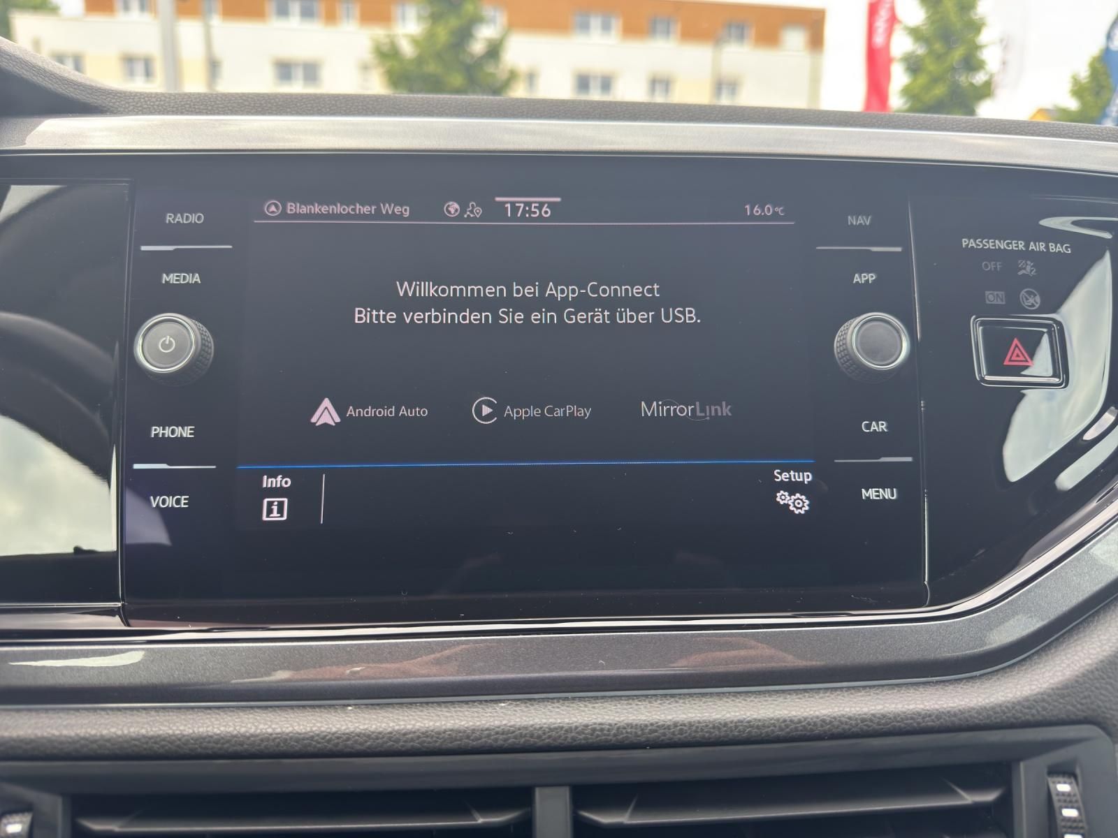 Volkswagen Taigo 1.0 TSI Style - Samsaru's Car Outlet